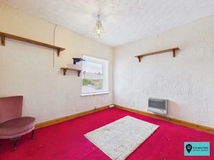 Bedroom- click for photo gallery